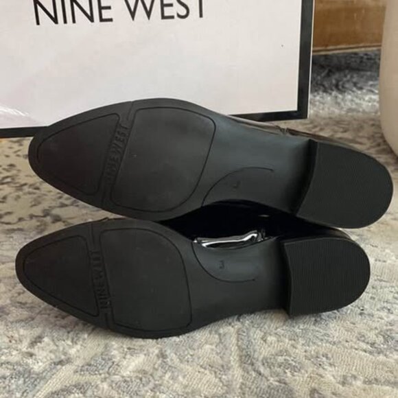 Black Nine West Shoes, Size 6 - Picture 2 of 3